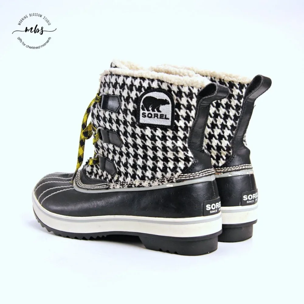 Sorel Tivoli Houndstooth Boots Black White Women 10